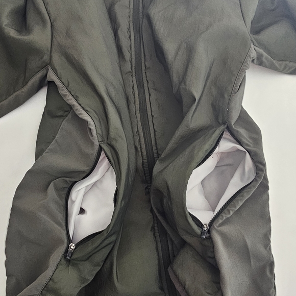 Nike Aerolayer Running Jacket Men’s Medium Green Windproof Lightweight - Picture 9 of 16